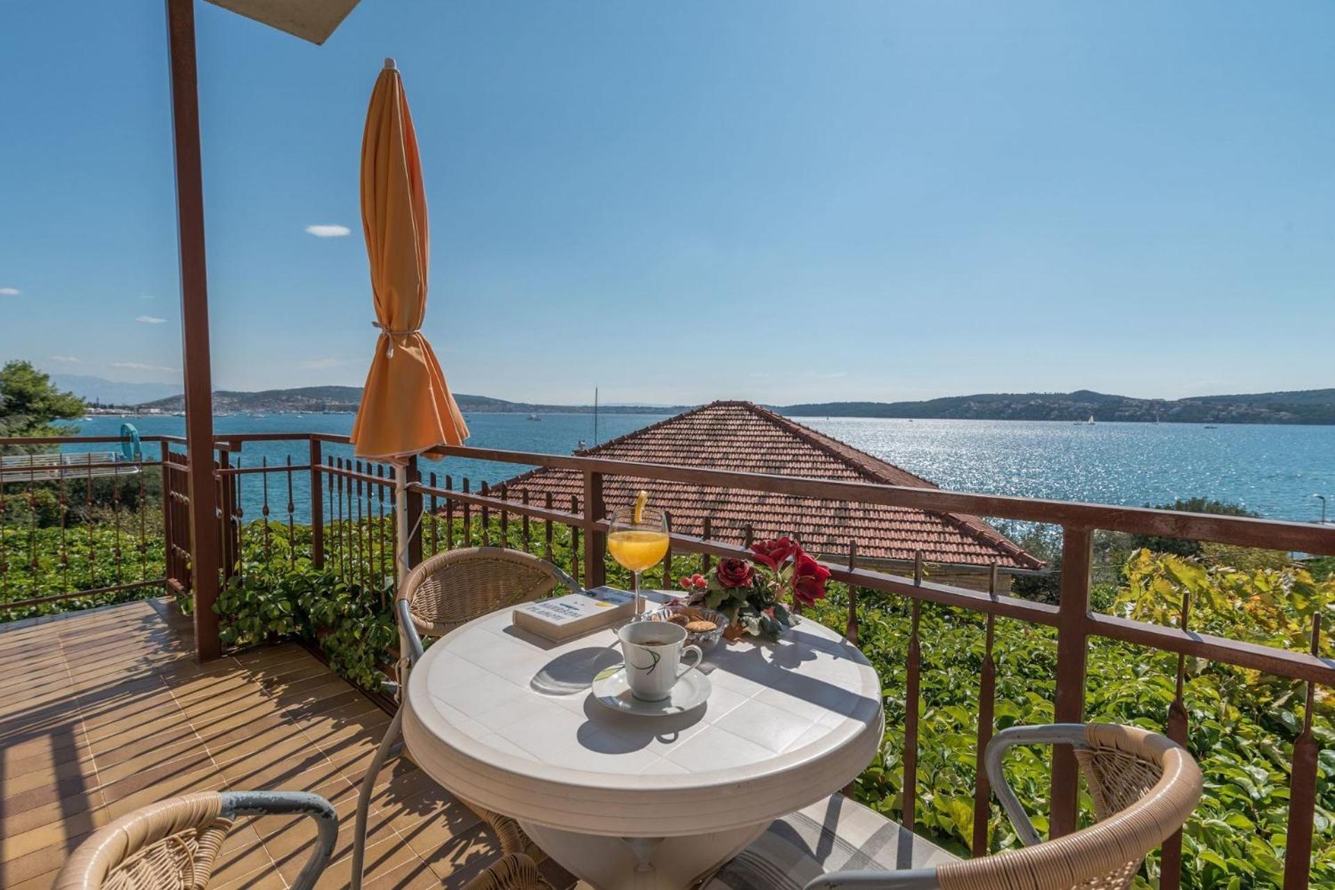 Apartments Vin Trogir Buitenkant foto